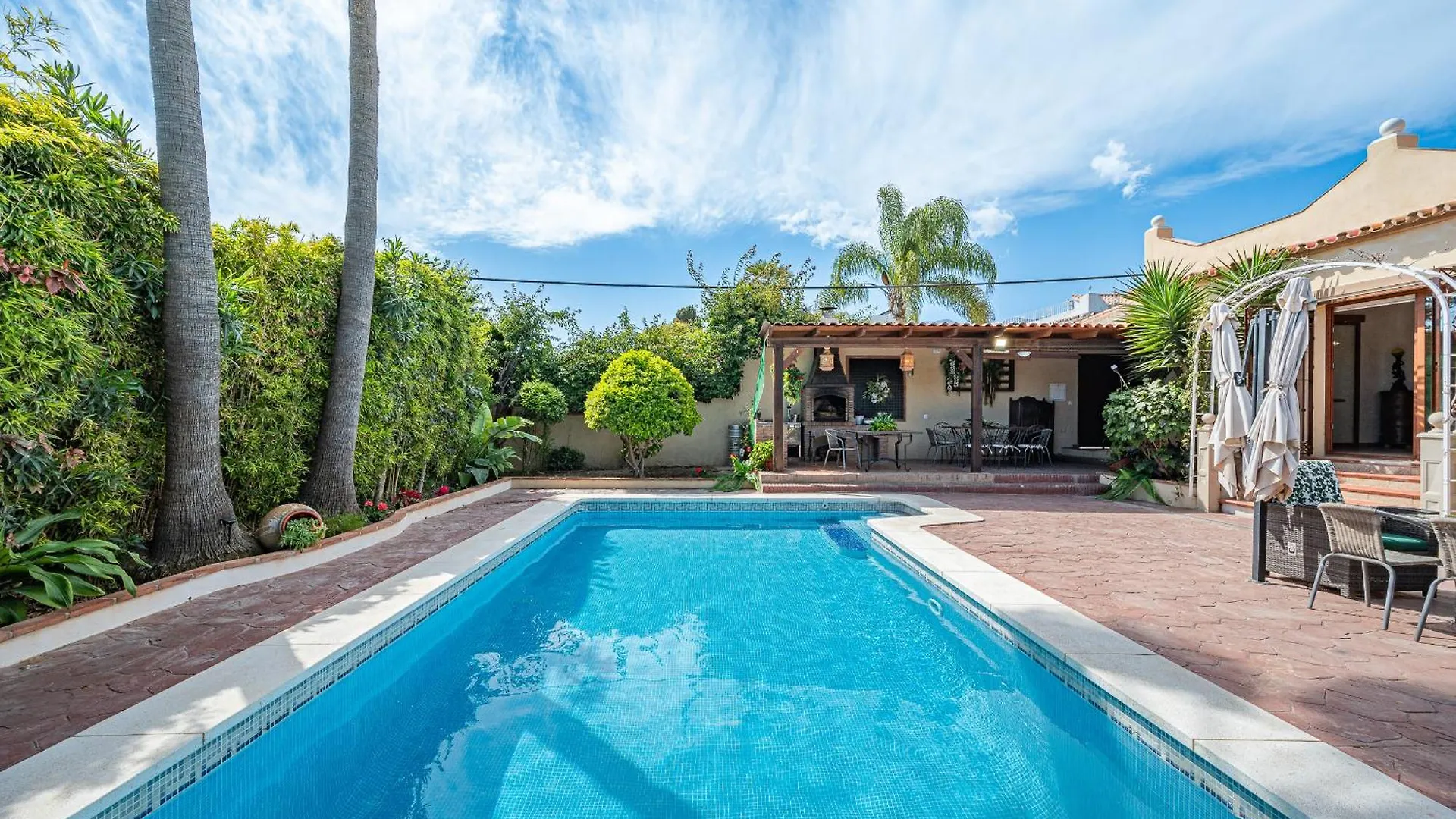 CHALET EN MARBELLA, Casa Valle Iruelas Сasa de vacaciones Marbella